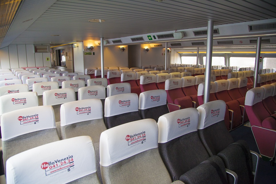 front1 Toeristische klasse van san frangisk katamaran